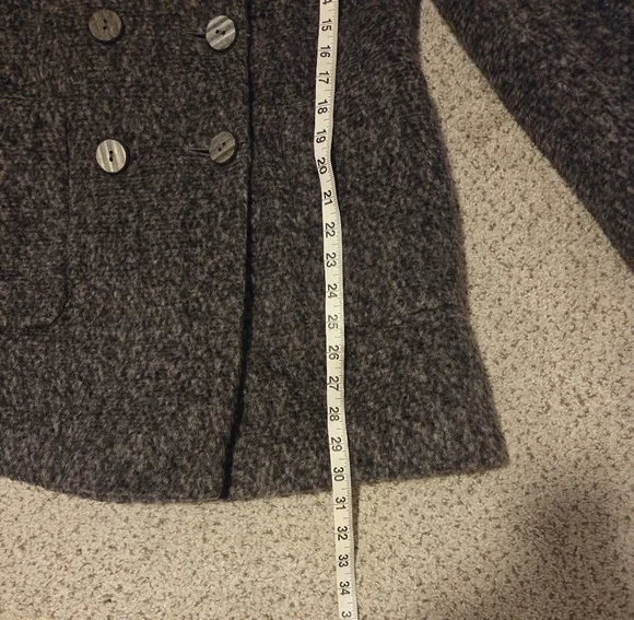 Jaeger Vintage Wool Double Breasted Tweed Pea Coat Gray Women's 6 Wooden Buttons